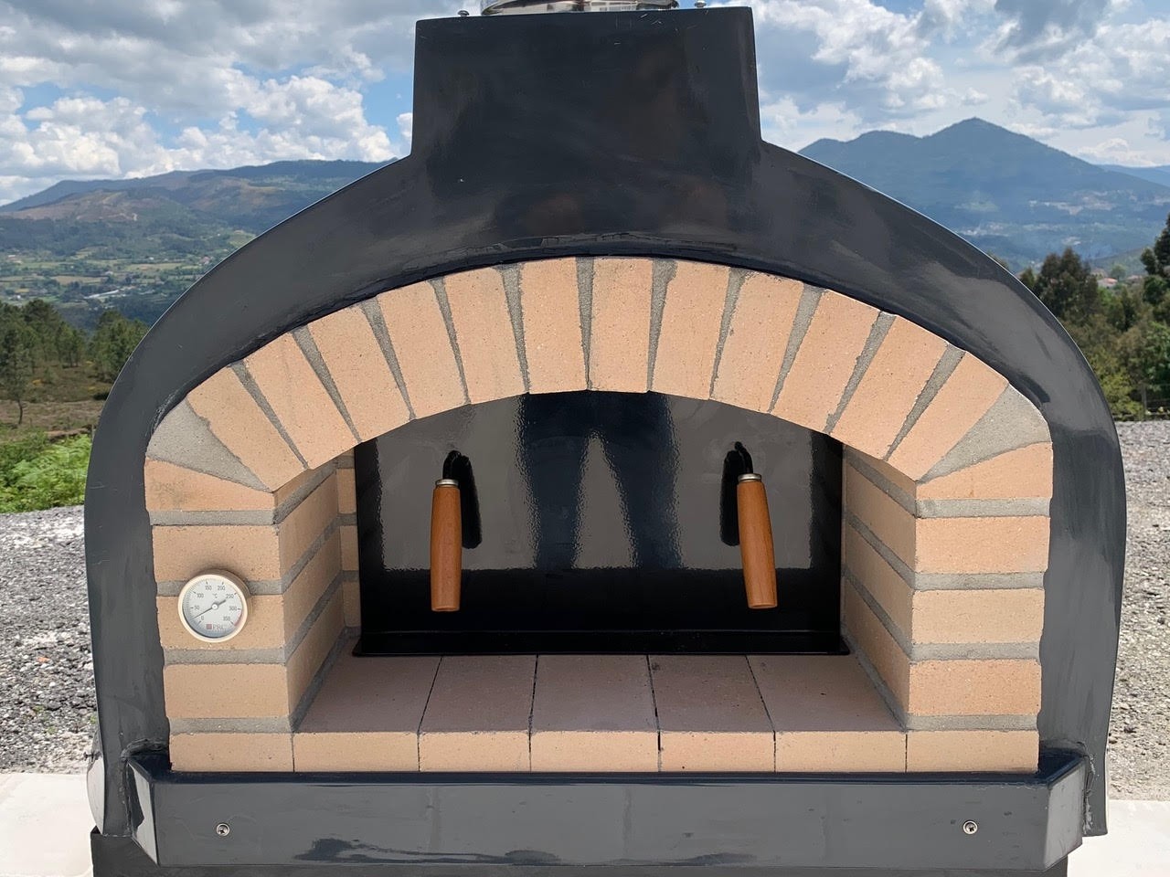 Portuguese Brick Pizza Oven in Fiberglass Shell